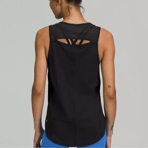Women's Black Sleeveless Top Lululemon Sculpt Tank  *Back Vent